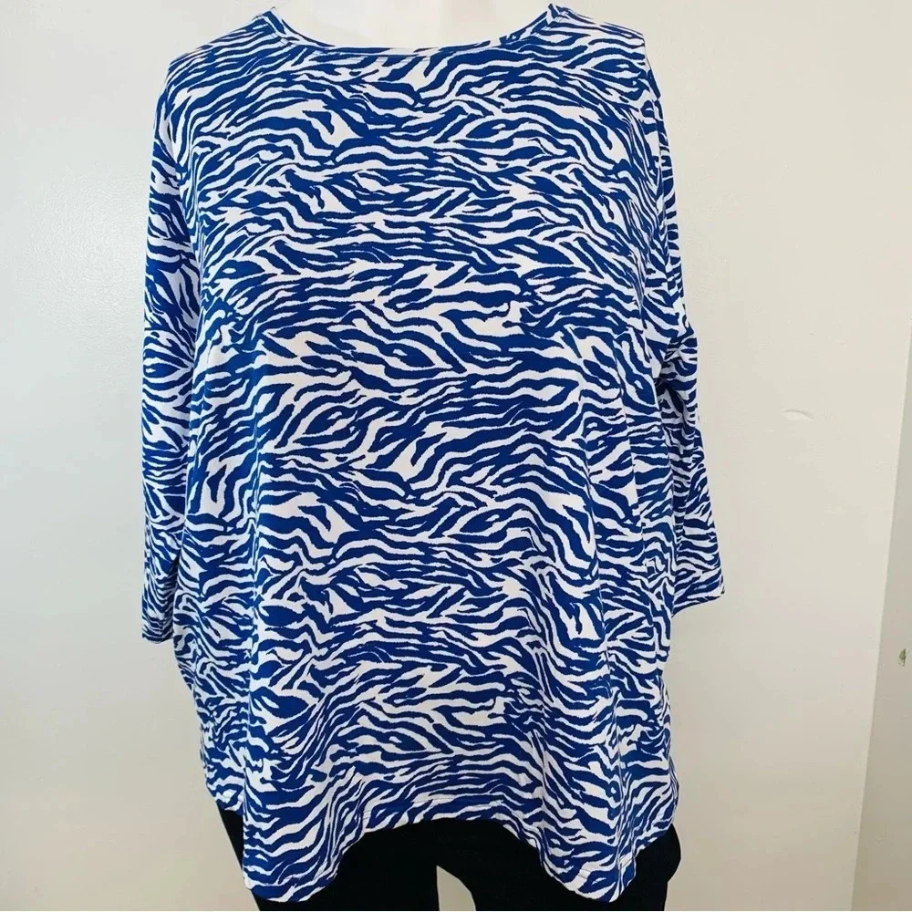 Fresh Top Shirt Woman Size 3X  Blue White Print Polo 3/4 Sleeve‎ Stretch